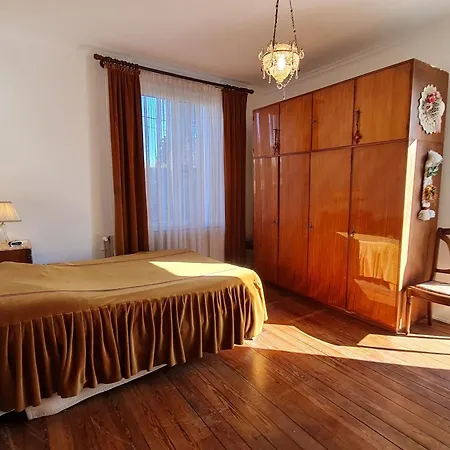 Holiday home Grande Maison De Maitre Proche Toul Avec Wifi Et Parking - Fr-1-584-394