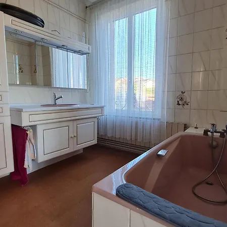 Grande Maison De Maitre Proche Toul Avec Wifi Et Parking - Fr-1-584-394 * Ecrouves