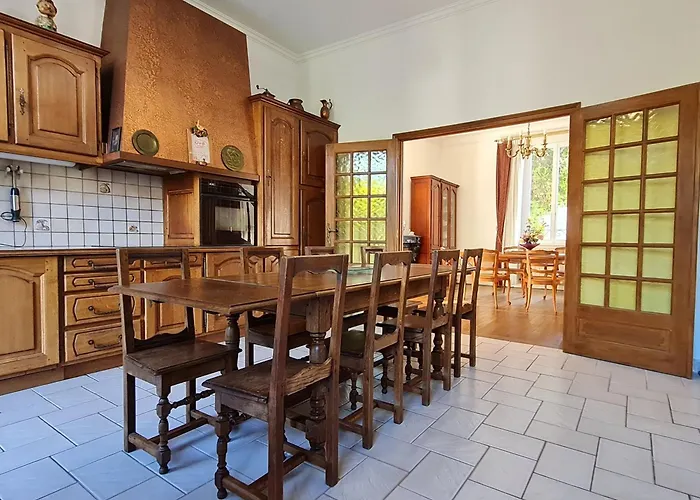 Holiday home Grande Maison De Maitre Proche Toul Avec Wifi Et Parking - Fr-1-584-394 *