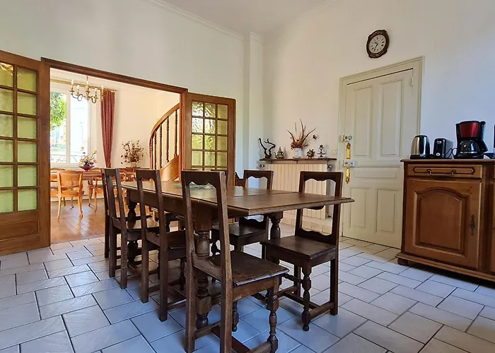Grande Maison De Maitre Proche Toul Avec Wifi Et Parking - Fr-1-584-394 Holiday home Ecrouves