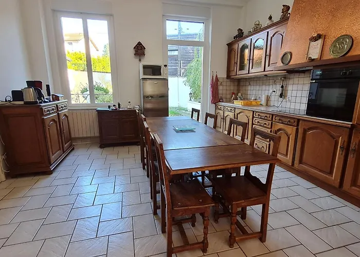 Grande Maison De Maitre Proche Toul Avec Wifi Et Parking - Fr-1-584-394