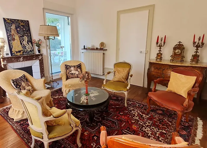 Grande Maison De Maitre Proche Toul Avec Wifi Et Parking - Fr-1-584-394 Holiday home