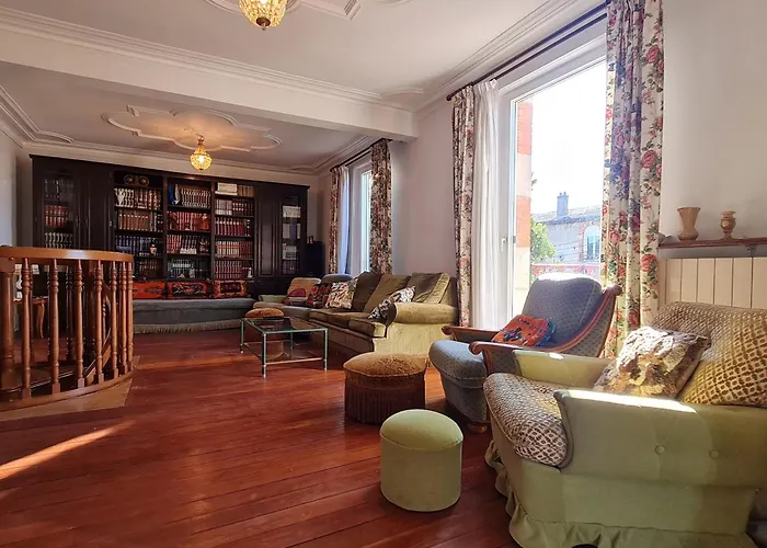 Holiday home Grande Maison De Maitre Proche Toul Avec Wifi Et Parking - Fr-1-584-394 *