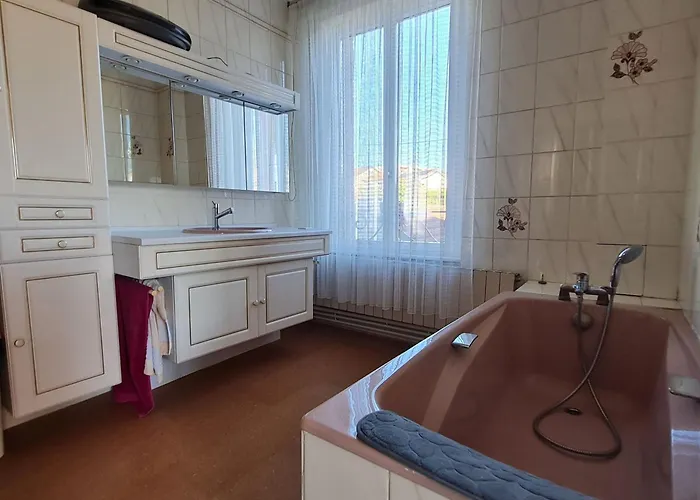 Grande Maison De Maitre Proche Toul Avec Wifi Et Parking - Fr-1-584-394 * Ecrouves