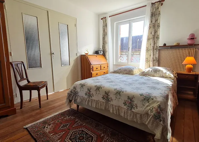 Holiday home Grande Maison De Maitre Proche Toul Avec Wifi Et Parking - Fr-1-584-394